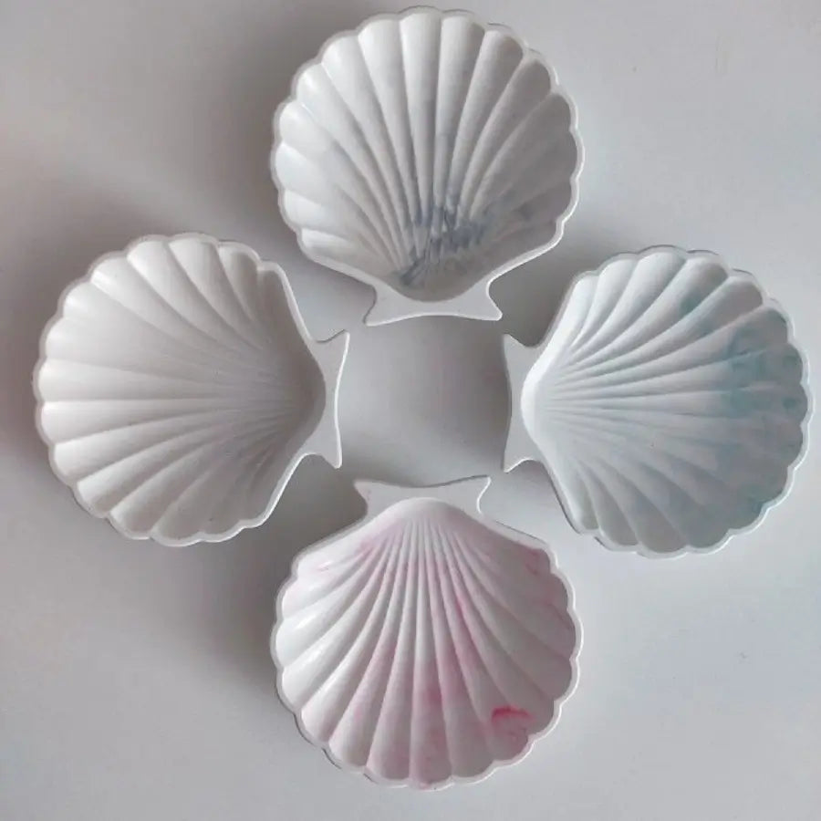 Tăviță scoică din ceramică jesmonite – 10×10 cm
