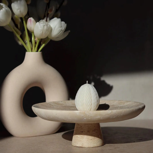 Lumânare decorativă în formă de ou cu model spic din ceară de soia 80 g cu fitil din bumbac lifestyle