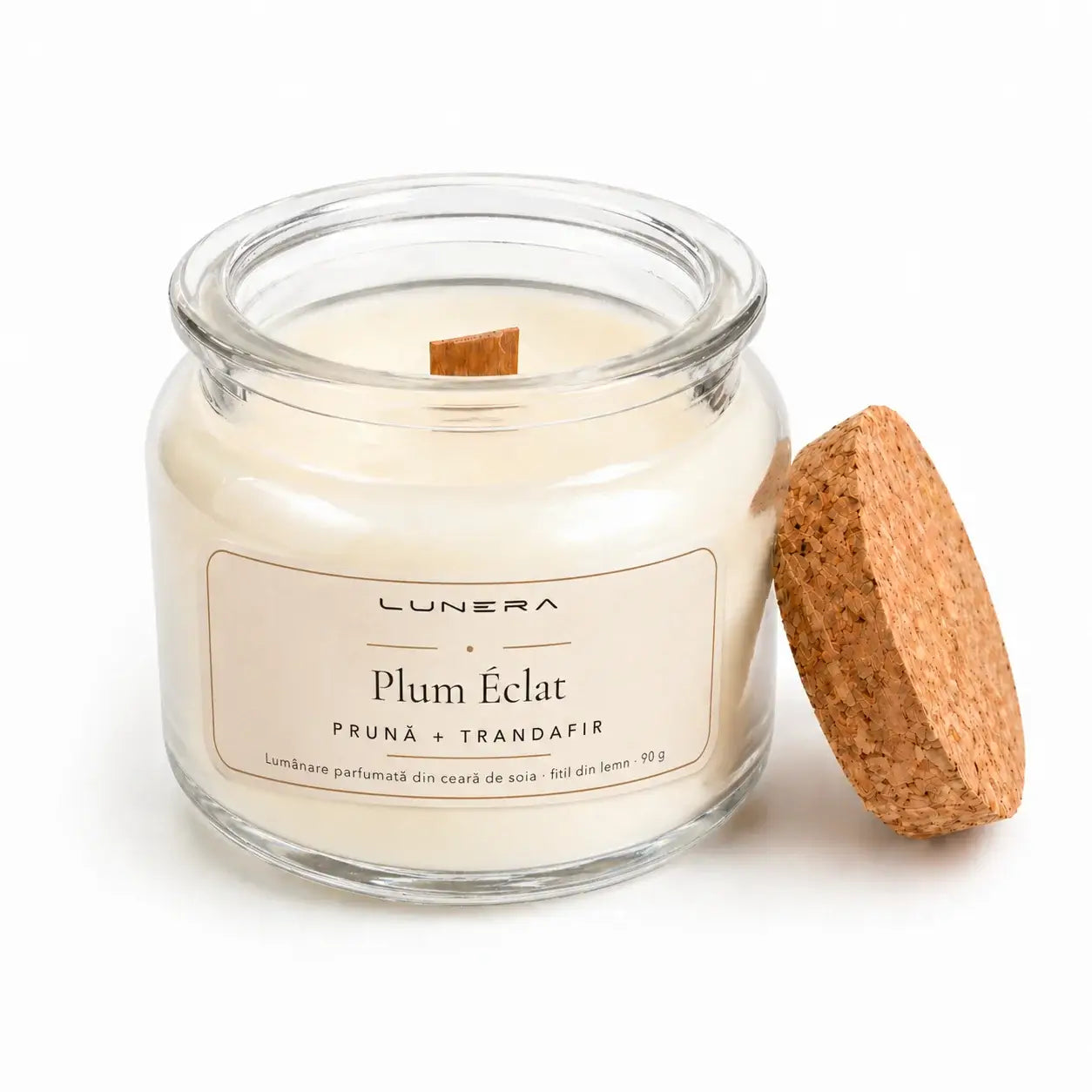 Lumânare Lunera Petite din ceară de soia, Plum Éclat, cu fitil din lemn și aromă de prună și trandafir, 90 g, transparent