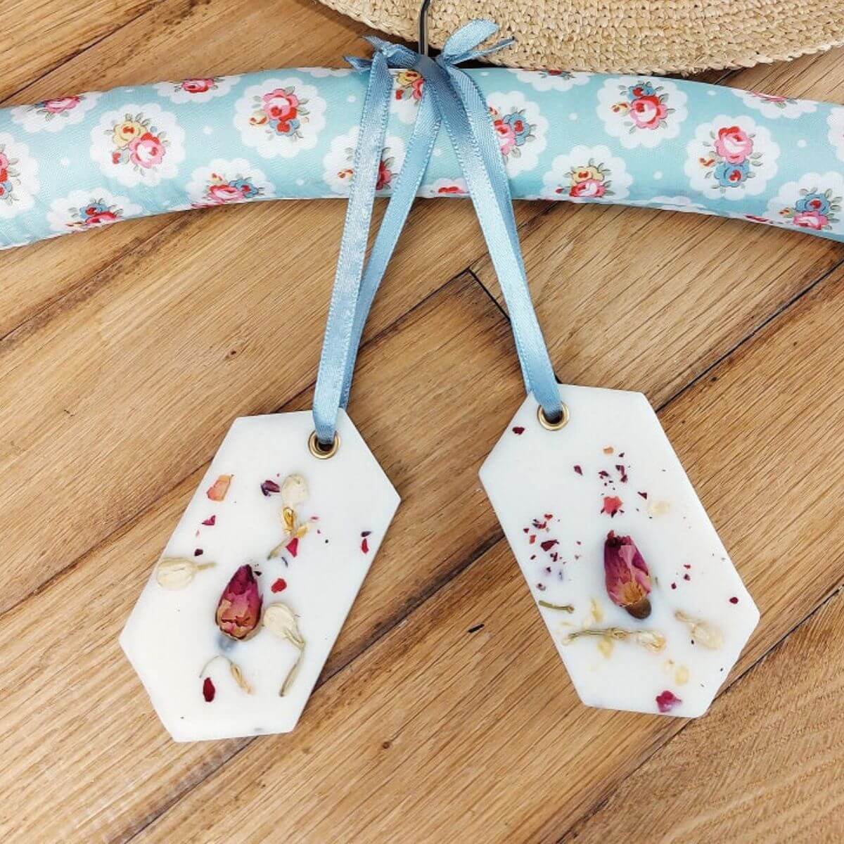 Odorizant pentru dulap haine REVERIE aromă florală