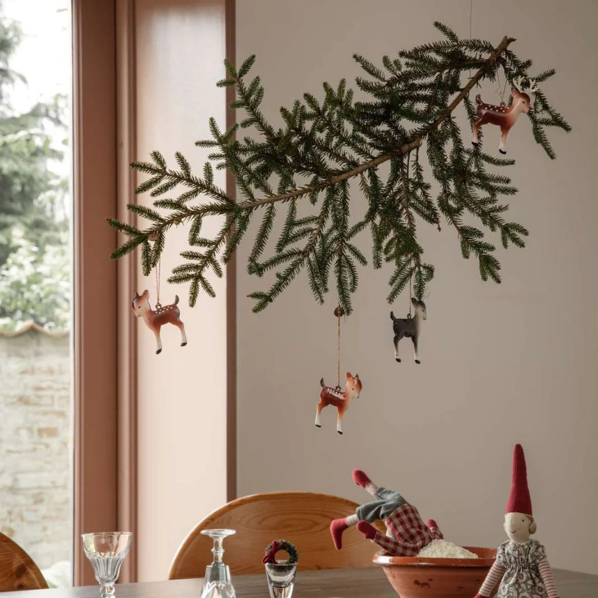 Ornament Maileg Bambi maro agățat în brad