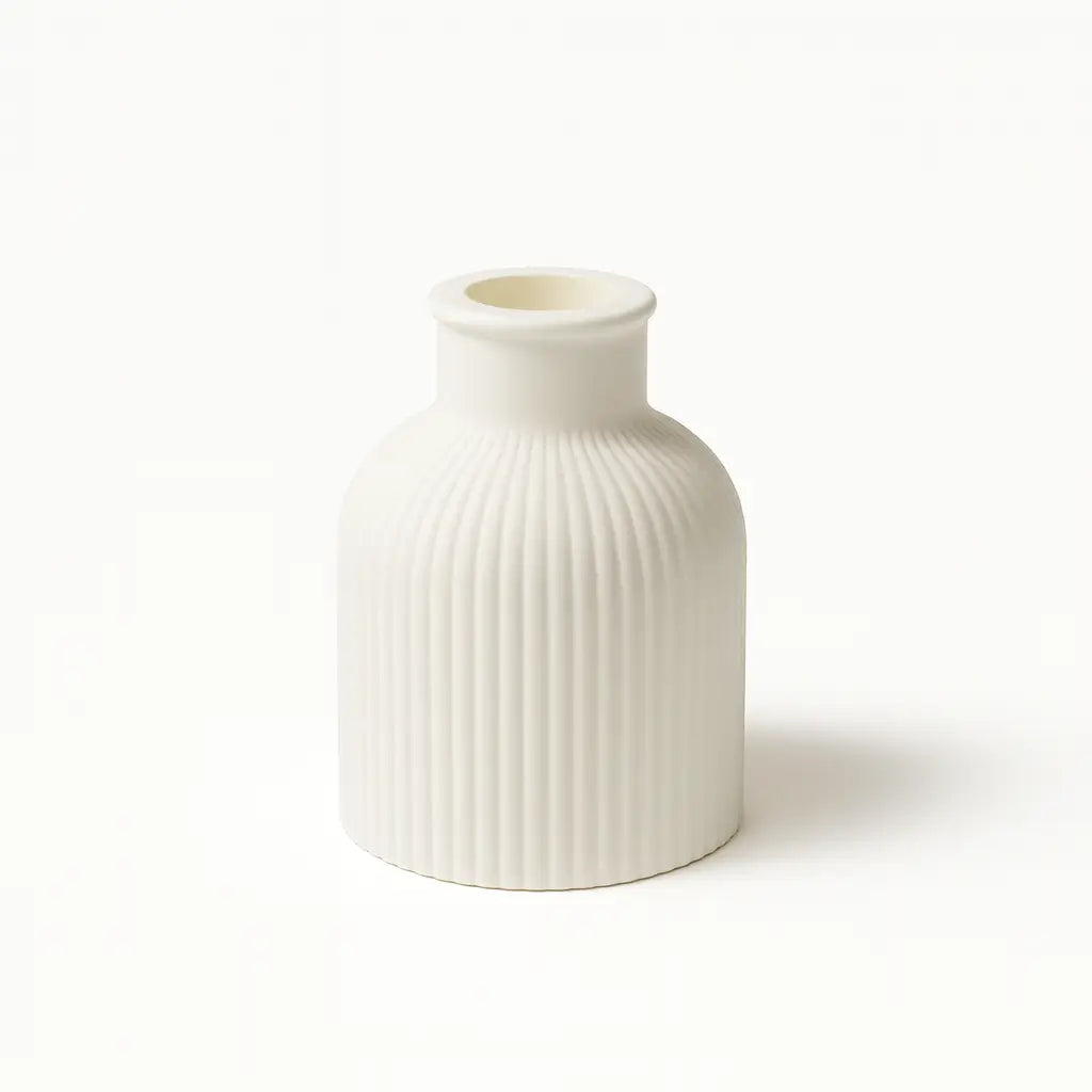 Vază decorativă mică din jesmonite alb mat, 9,5×7 cm, pentru flori uscate