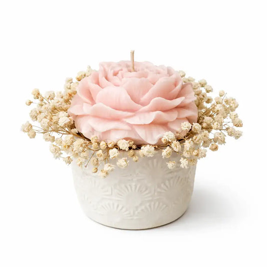 Aranjament floral cadou cu lumânare parfumată bujor din ceară de soia 80 g, flori uscate și bol ceramic reutilizabil