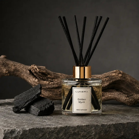 Difuzor parfum Lunera Golden Myrrh cu sticlă transparentă și dop auriu