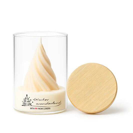 Lumânare parfumată din ceară de soia cu brad răsucit, cilindru din sticlă 8,8×12,8 cm, capac bambus, fitil din bumbac