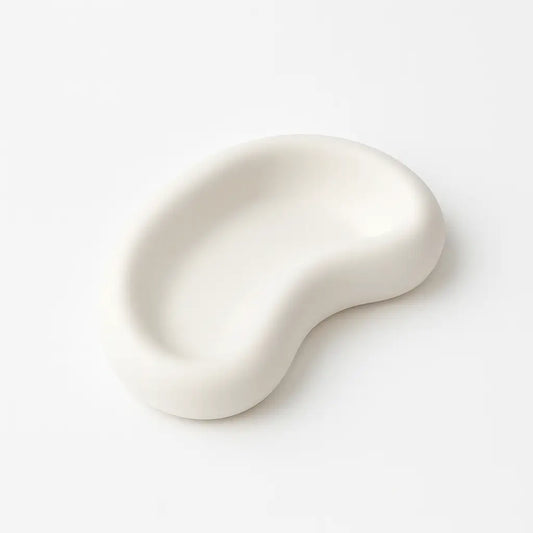 Tavă decorativă luna din ceramică jesmonite, alb mat, 21×13×3 cm